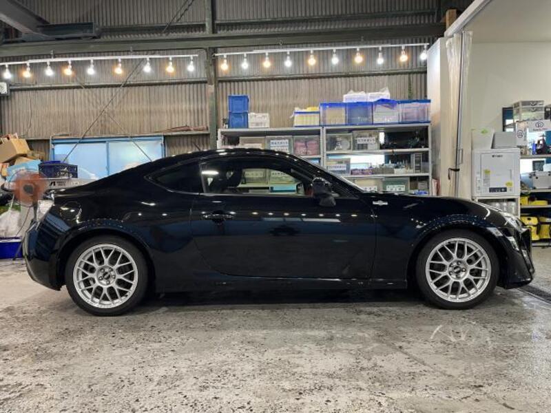 86