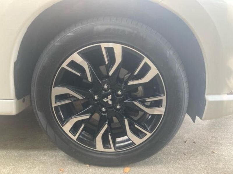 OUTLANDER PHEV