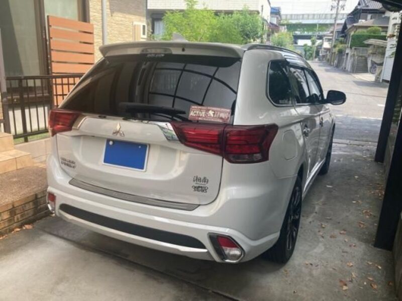 OUTLANDER PHEV
