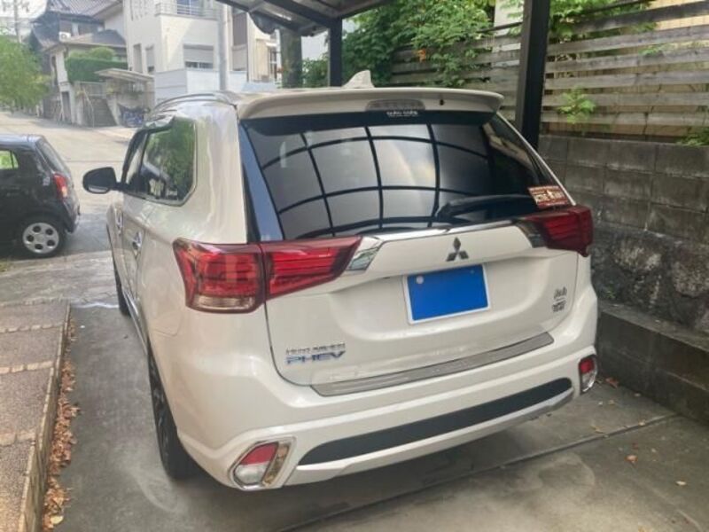 OUTLANDER PHEV