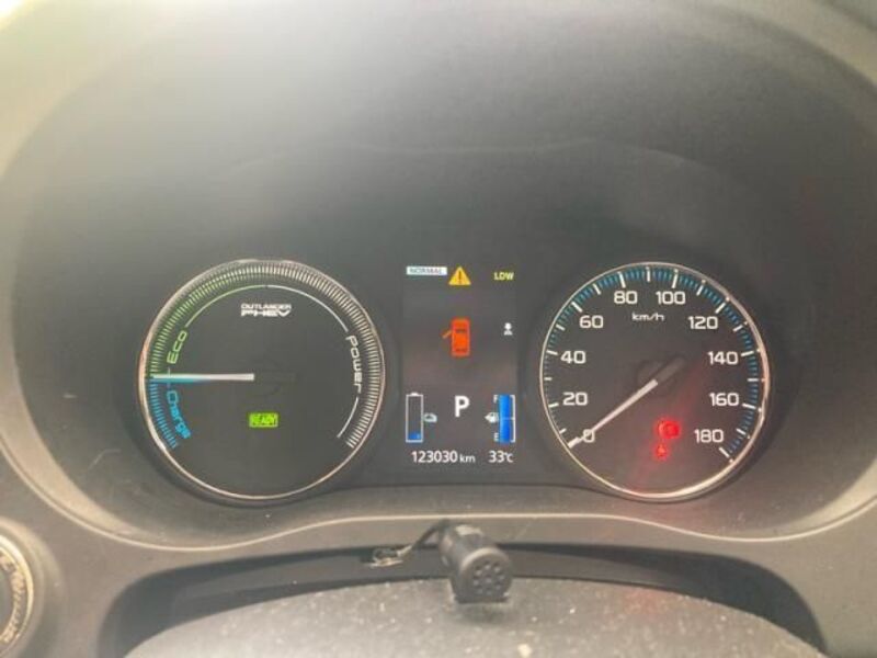 OUTLANDER PHEV
