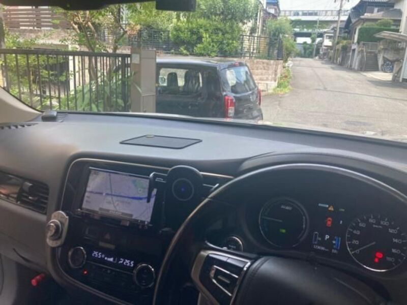OUTLANDER PHEV