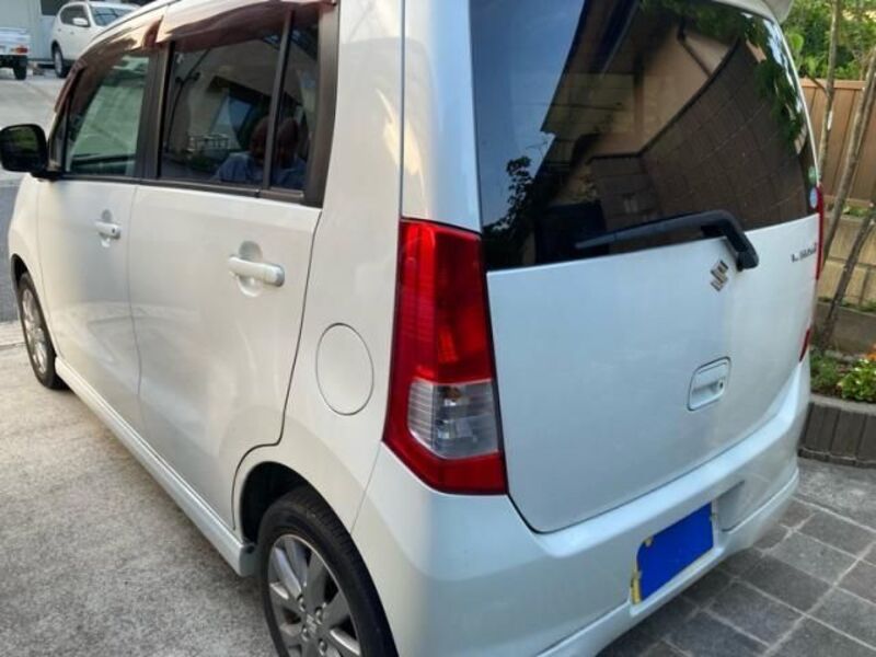 WAGON R