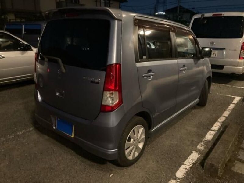 WAGON R