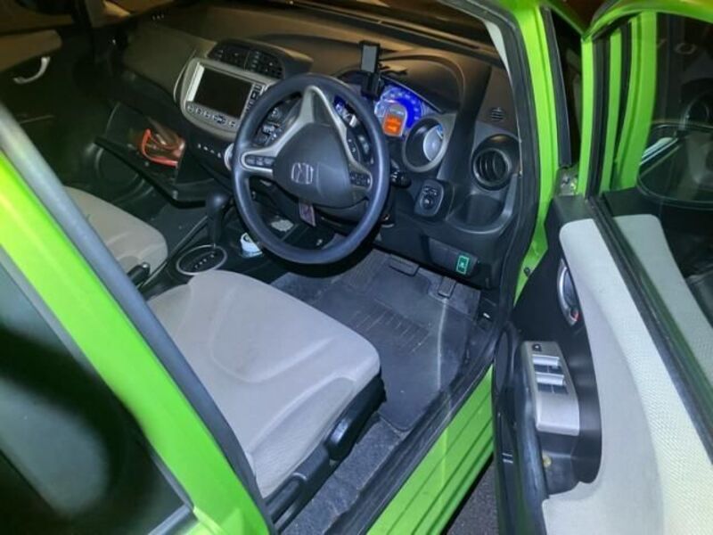 FIT HYBRID