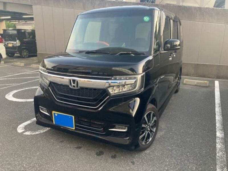 N BOX CUSTOM