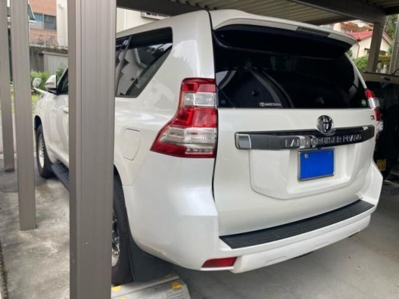 LAND CRUISER PRADO