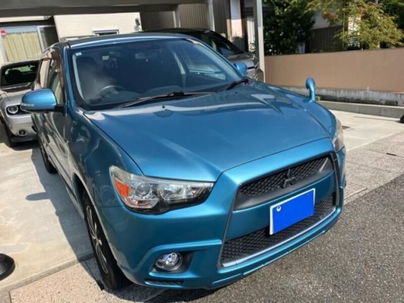 MITSUBISHI RVR