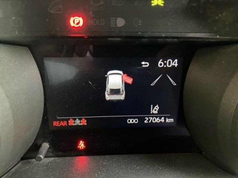 YARIS CROSS