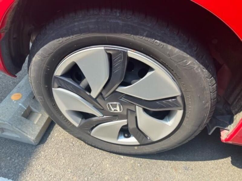 FIT HYBRID