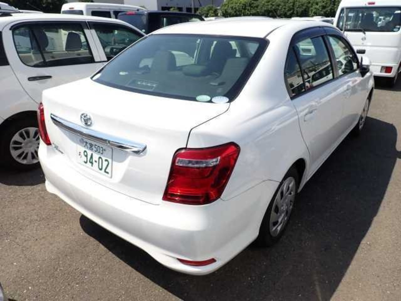 COROLLA AXIO