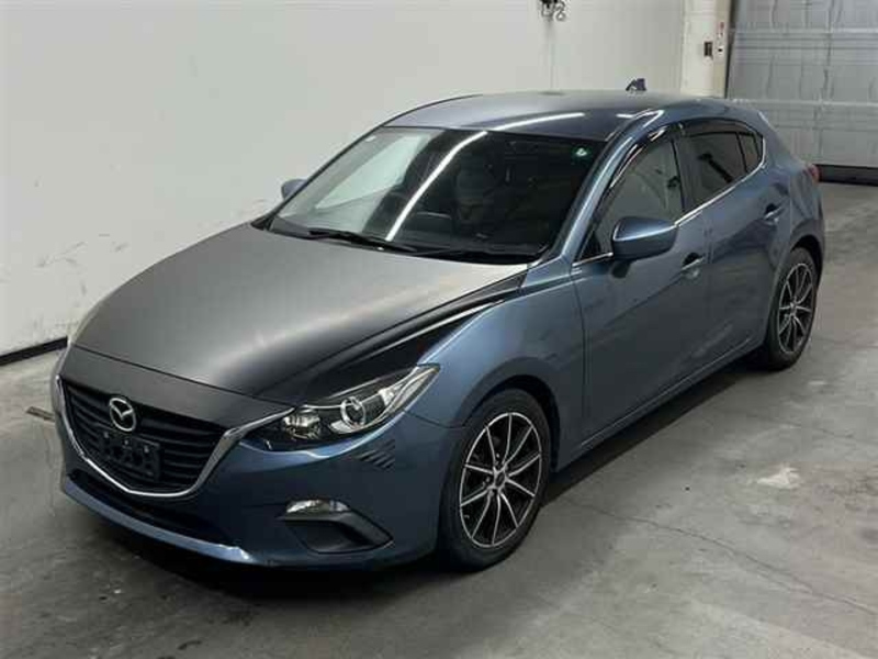 Axela Sport