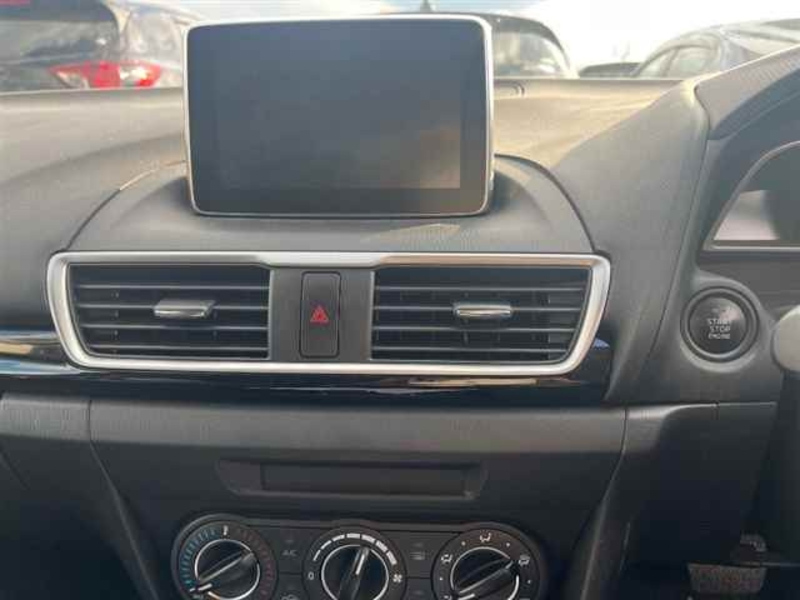 Axela Sport