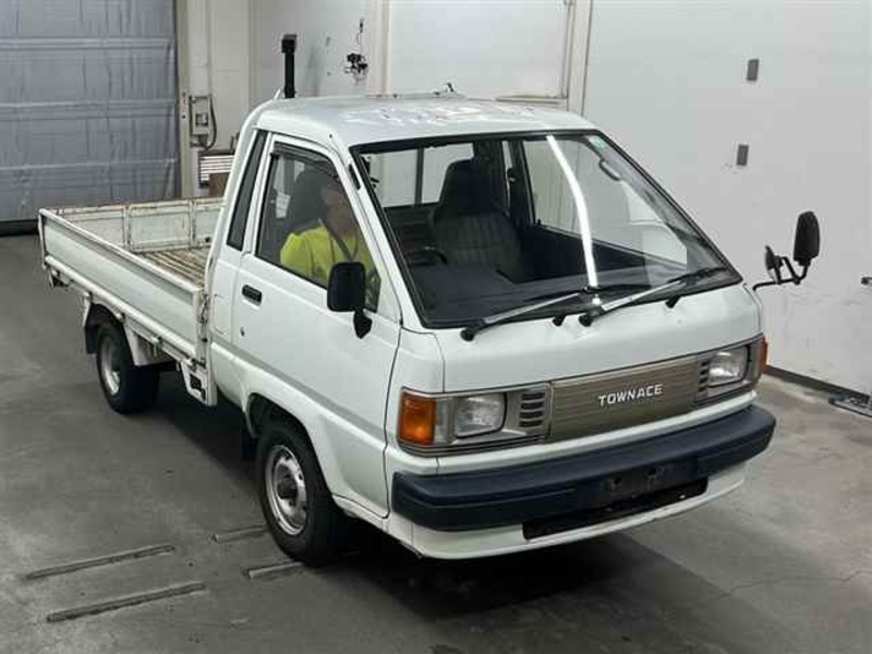 TOYOTA TOWNACE TRUCK