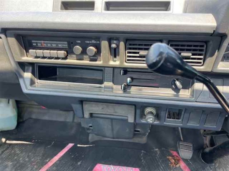 TOWNACE TRUCK