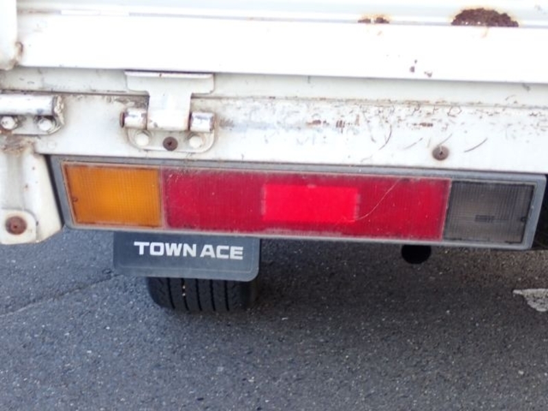 TOWNACE TRUCK