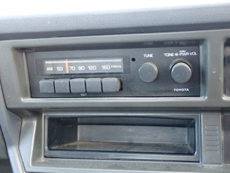 TOWNACE TRUCK