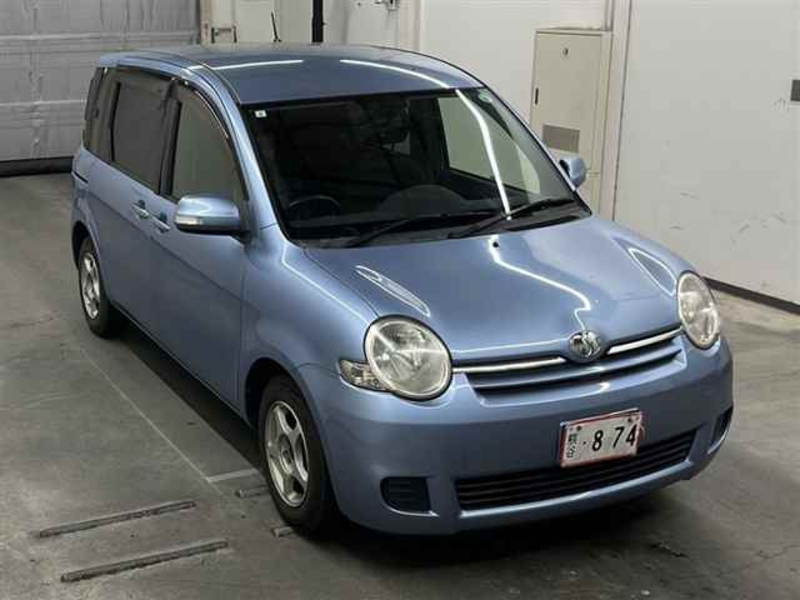 TOYOTA SIENTA