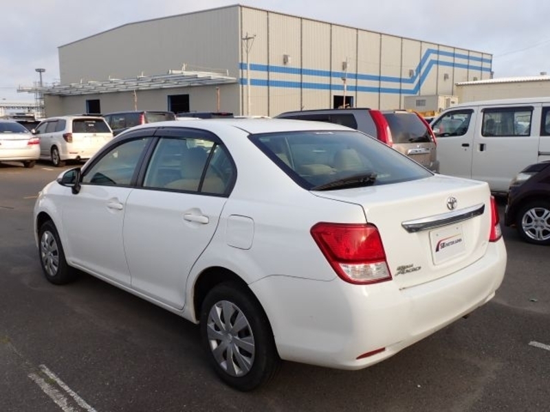COROLLA AXIO