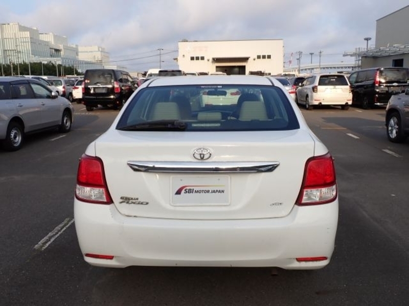 COROLLA AXIO