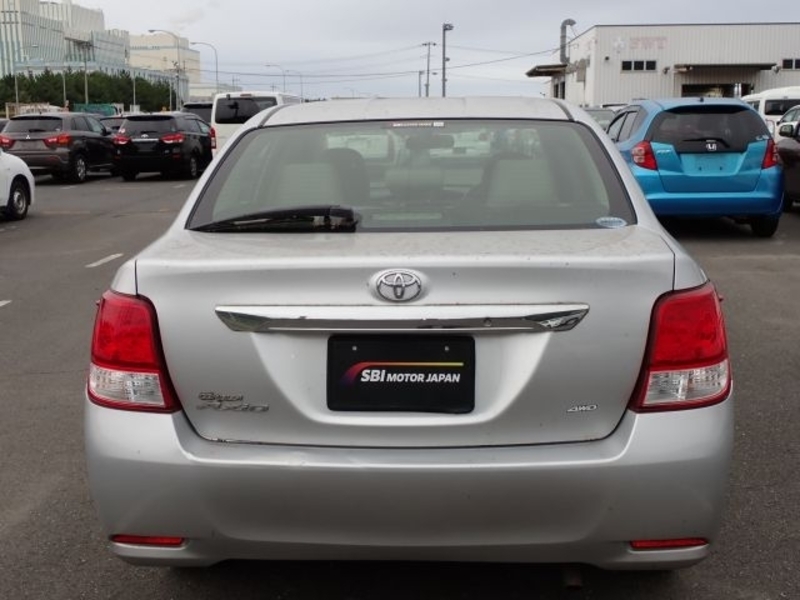 COROLLA AXIO