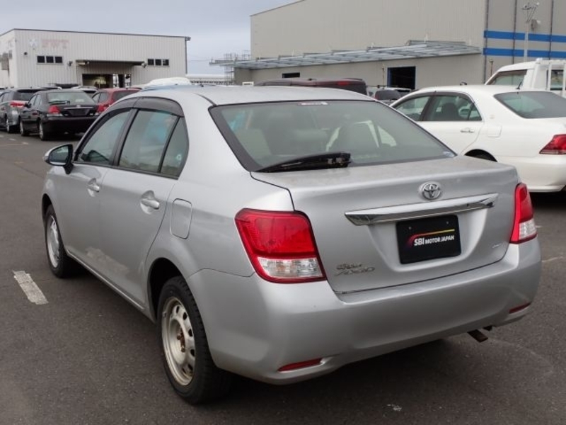 COROLLA AXIO