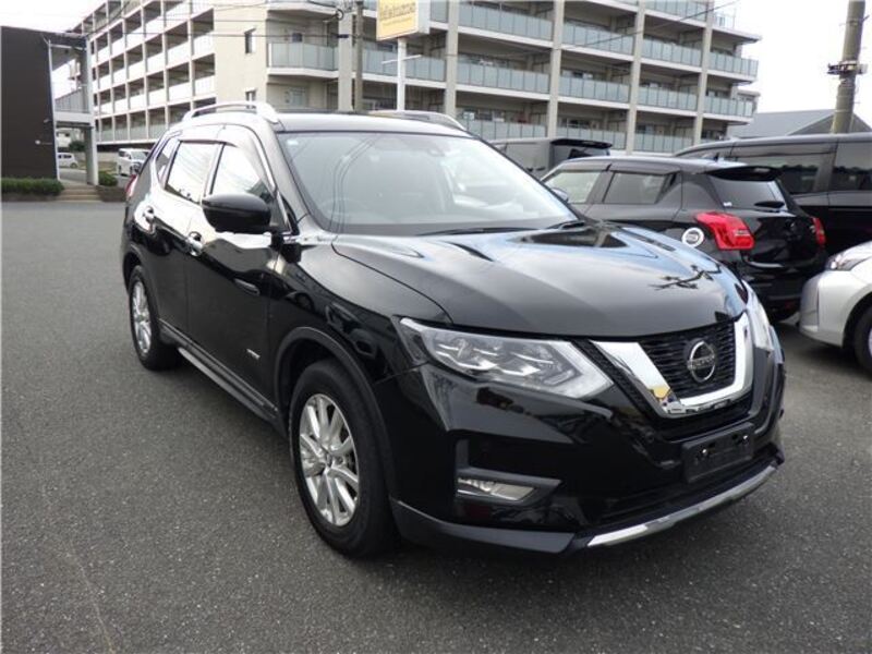 X-TRAIL