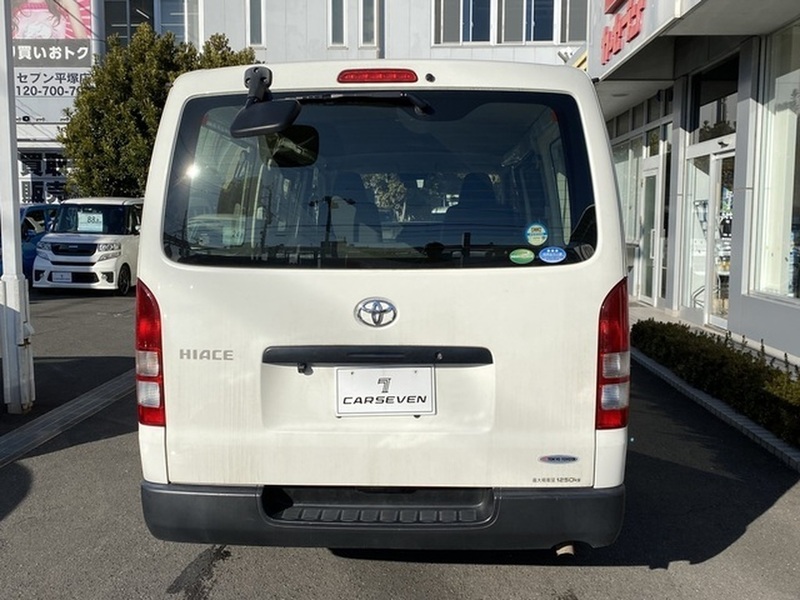 HIACE VAN