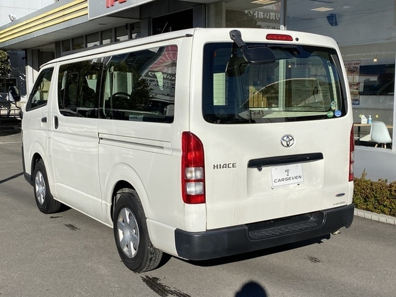 HIACE VAN