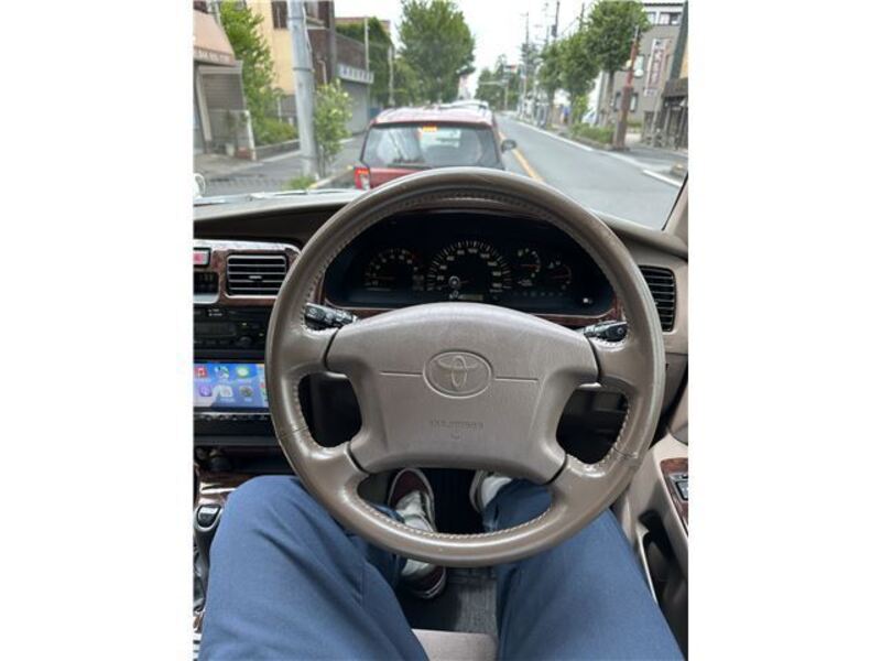HILUX SURF