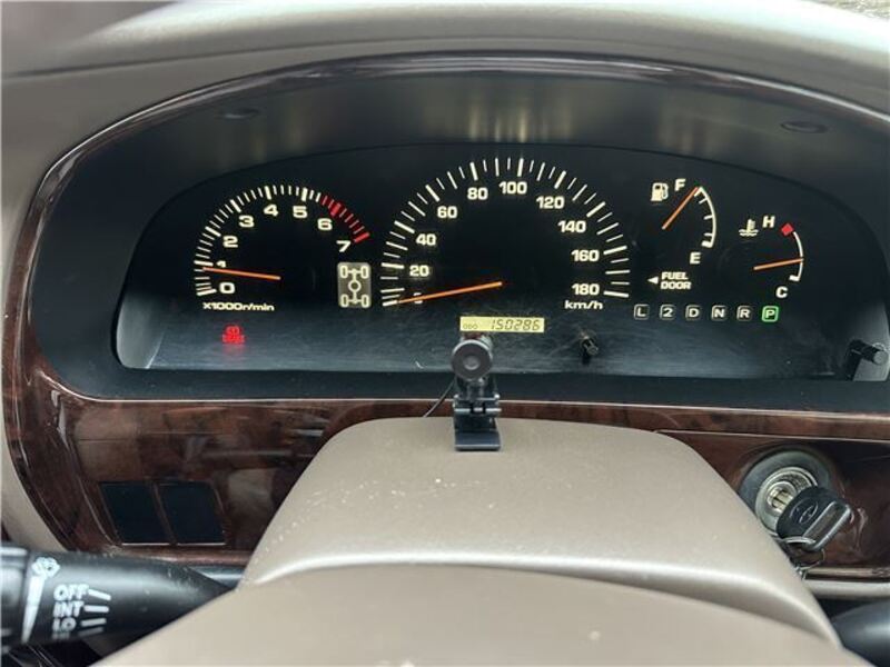 HILUX SURF