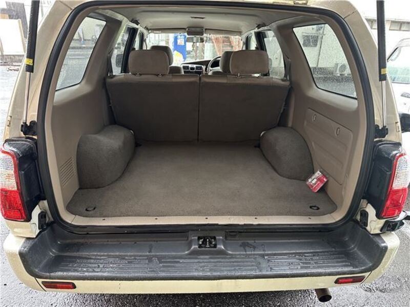HILUX SURF