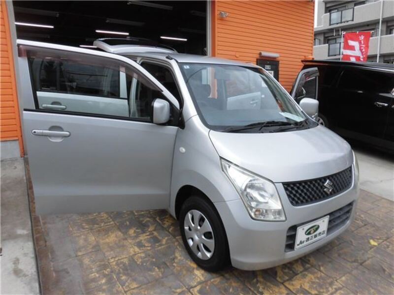 WAGON R