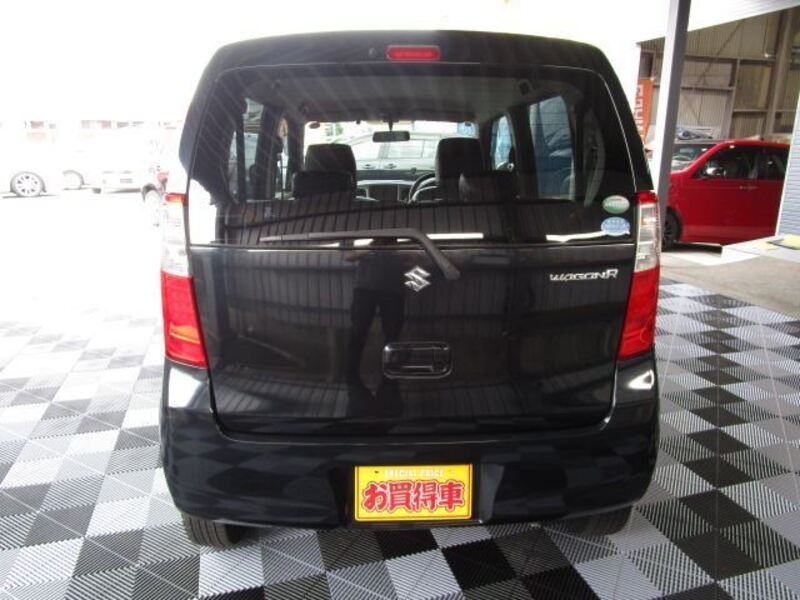 WAGON R