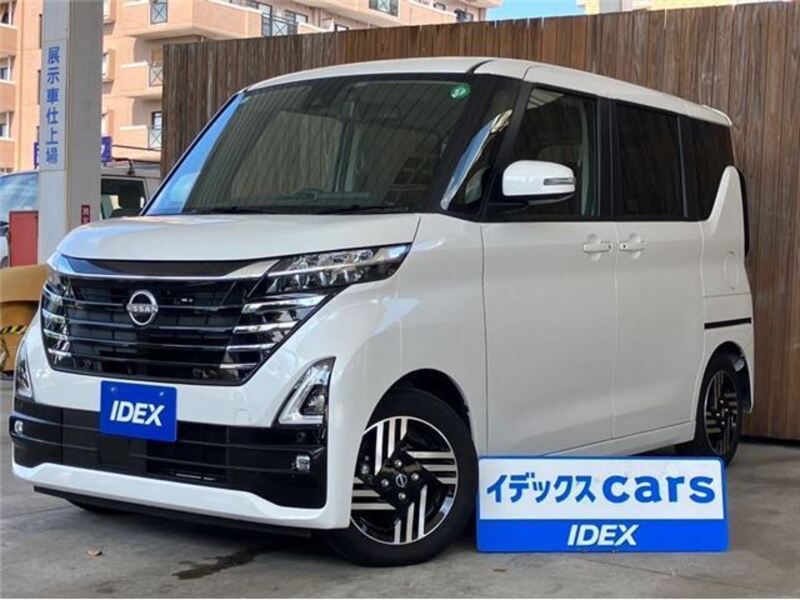 NISSAN ROOX