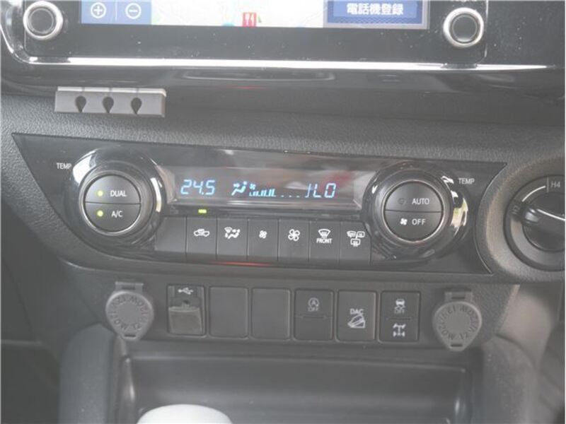 HILUX
