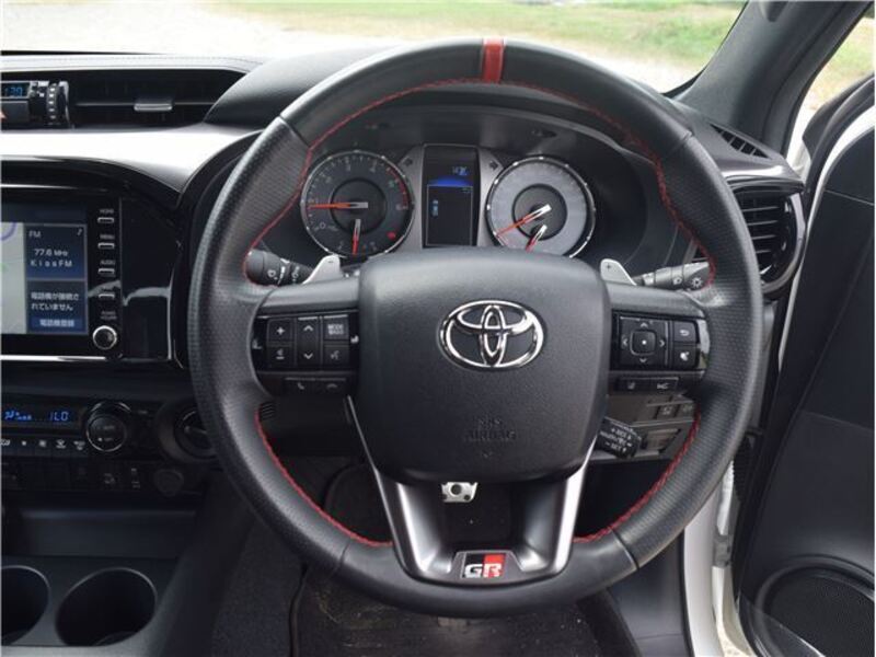 HILUX