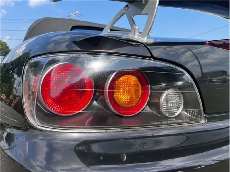 S2000