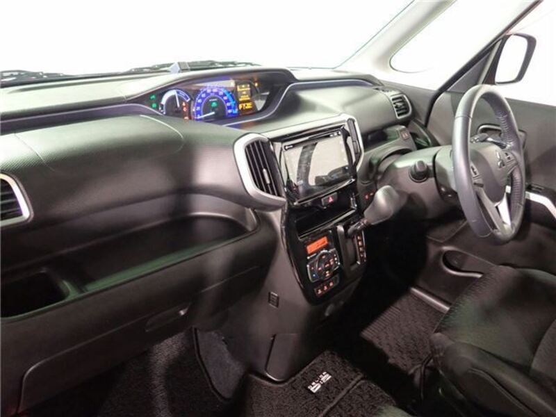 DELICA D2
