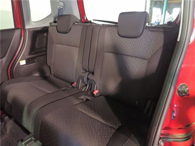DELICA D2
