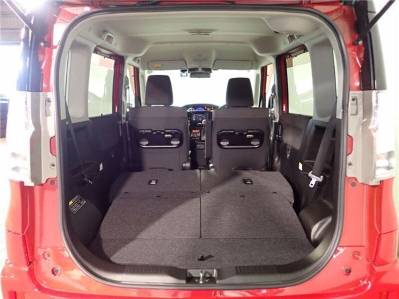 DELICA D2