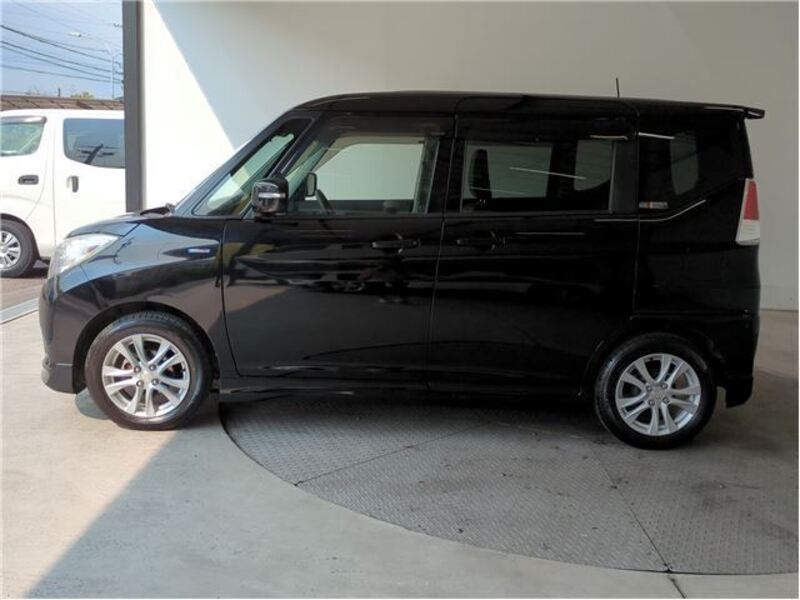 DELICA D2