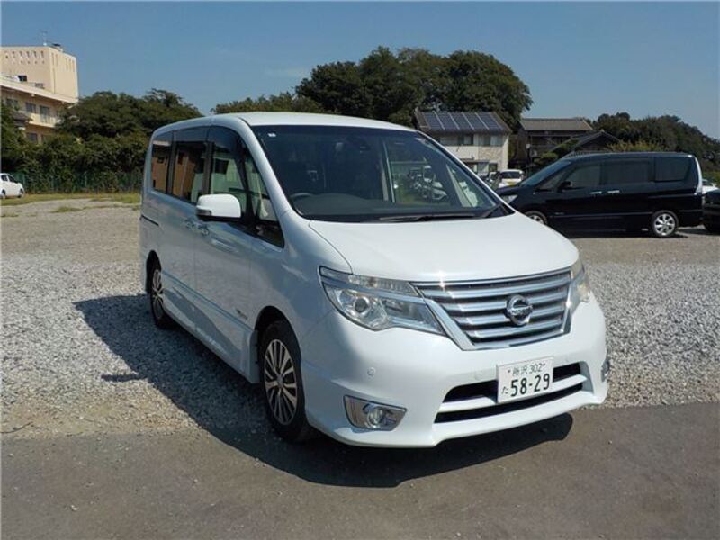 NISSAN SERENA