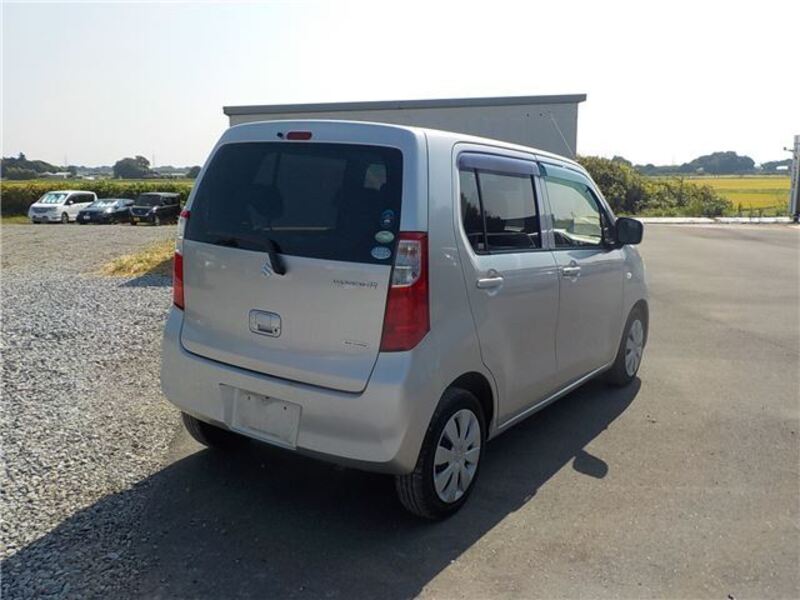 WAGON R