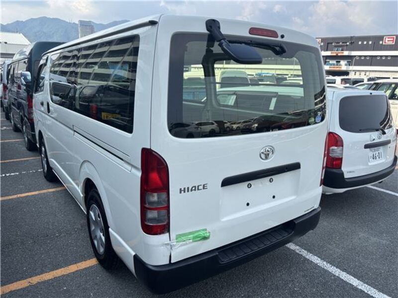 HIACE VAN