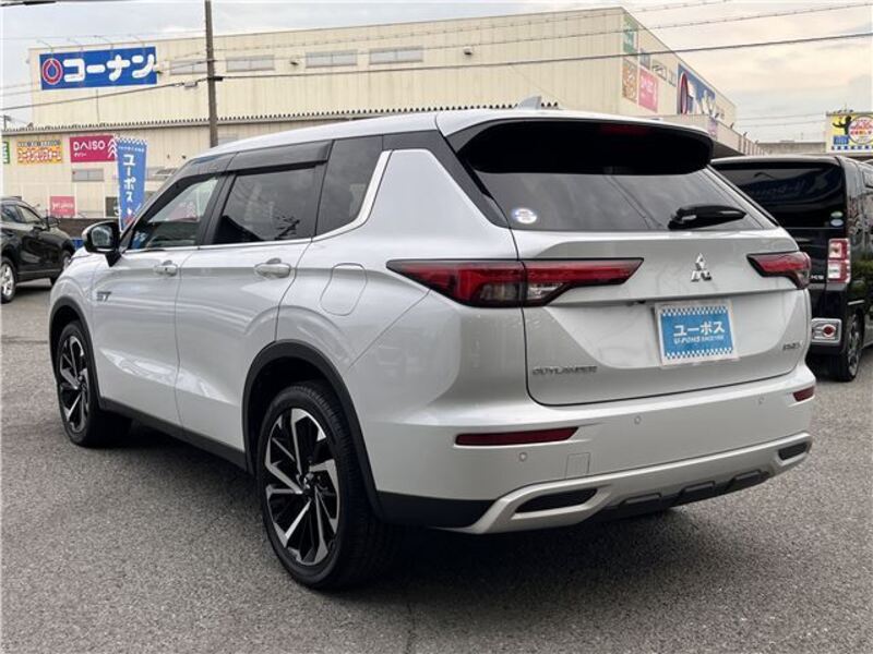 OUTLANDER PHEV