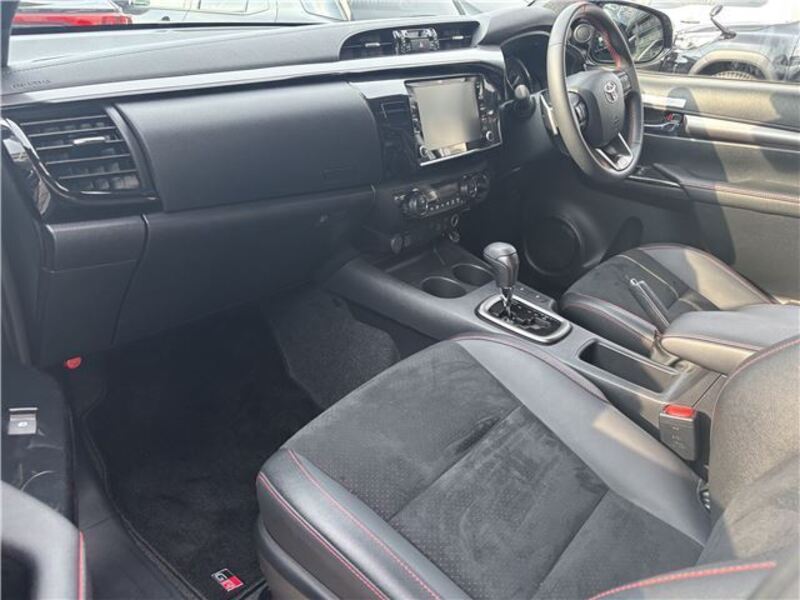 HILUX