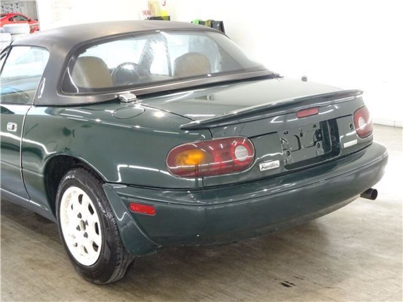 EUNOS ROADSTER