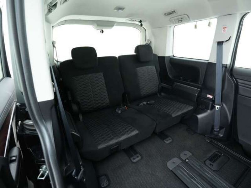 DELICA D5