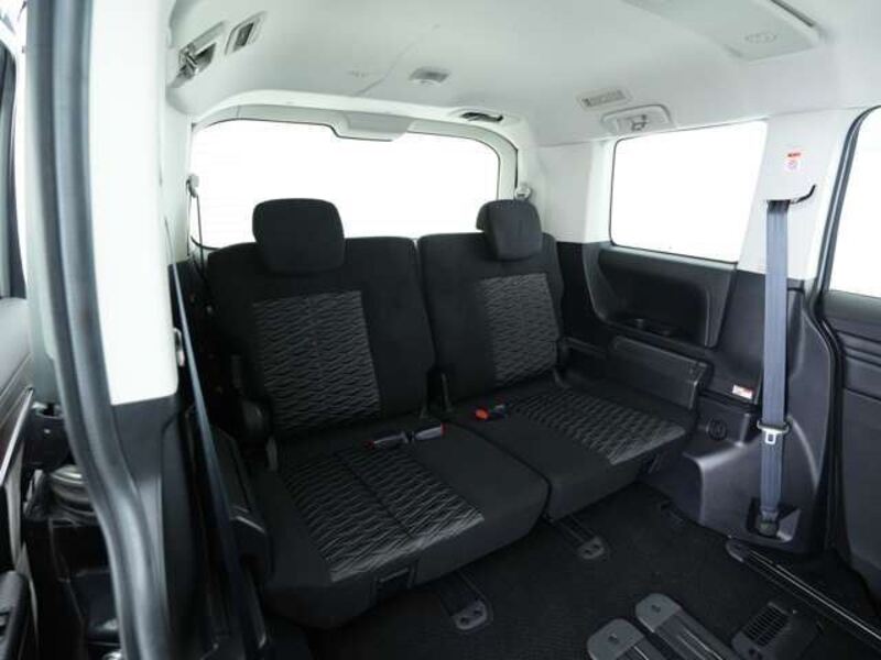 DELICA D5